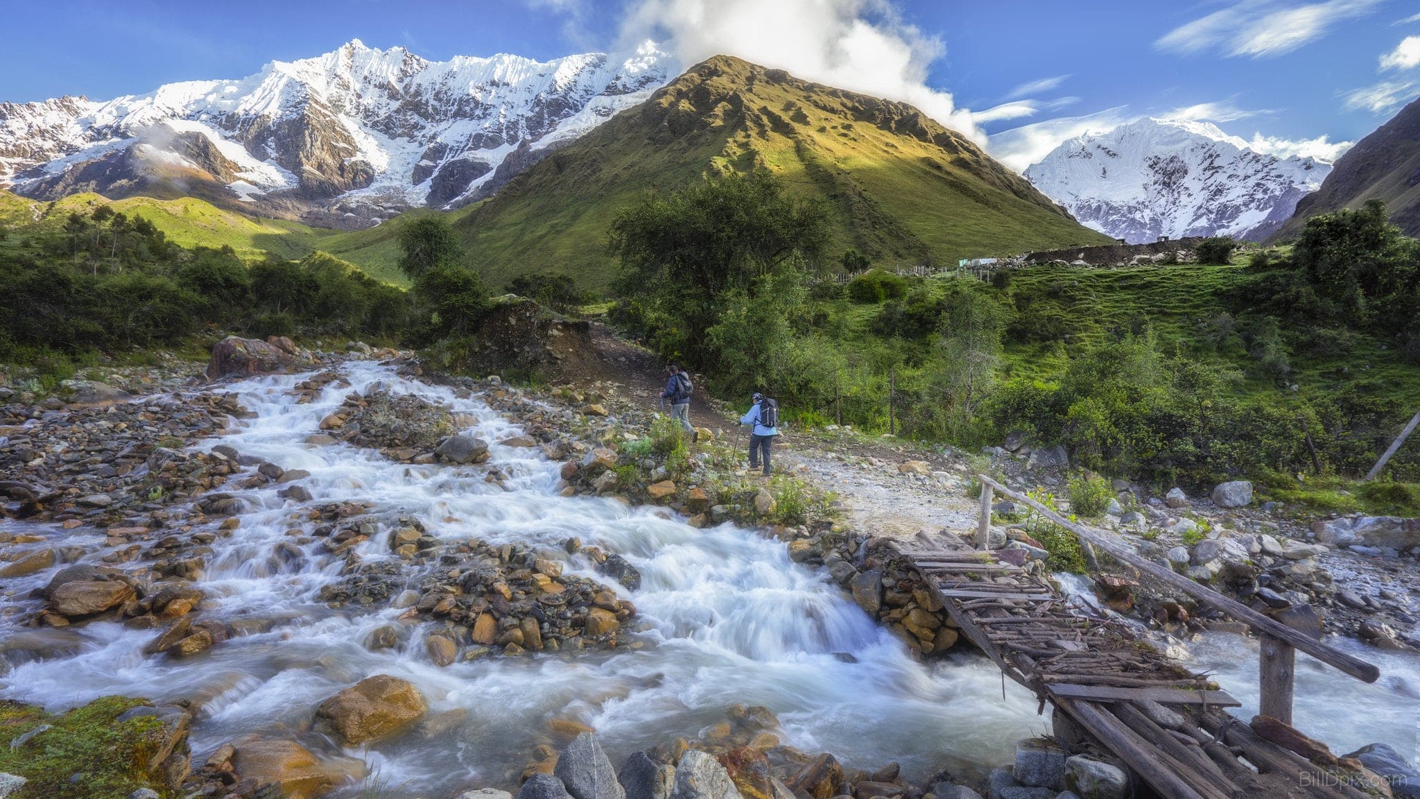 mountains landscape and jungle during Salkantay trekking after Rock climbing tour to Macchu Picchu with Alejandro Cornejo operate by sky viajes and Peru climb